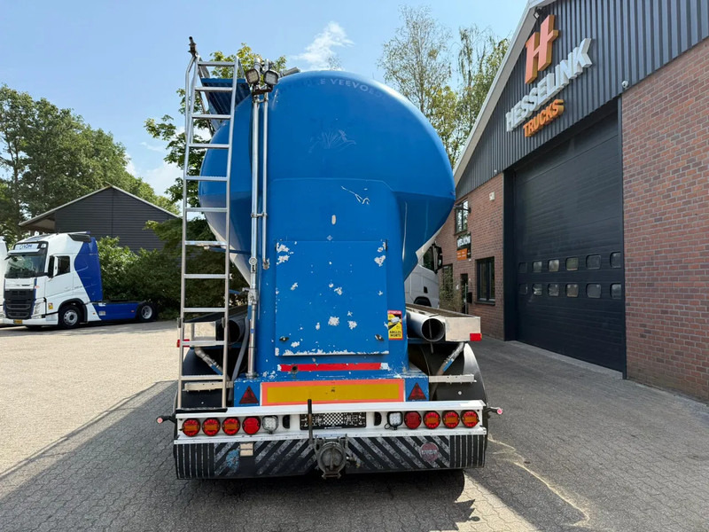Feldbinder 34m3 Veevoeder Vogelsang-pomp, Coating binnenzijde - Poluprikolica cisterna: slika 3 Feldbinder 34m3 Veevoeder Vogelsang-pomp, Coating binnenzijde - Poluprikolica cisterna: slika 3
