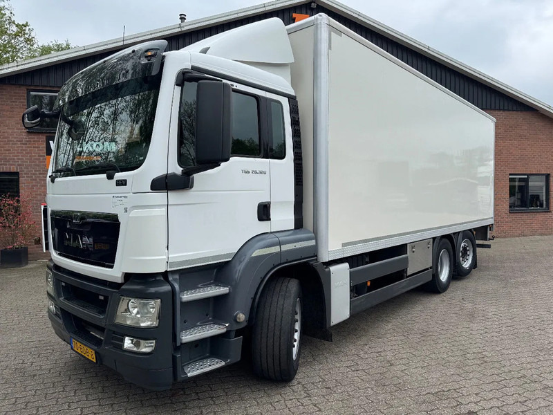 MAN TGS 26.320 EEV Koffer Stuuras AHK 3.000KG LBW 360.390KM! NL TRUCK - Kamion sa zatvorenim sandukom: slika 1 MAN TGS 26.320 EEV Koffer Stuuras AHK 3.000KG LBW 360.390KM! NL TRUCK - Kamion sa zatvorenim sandukom: slika 1
