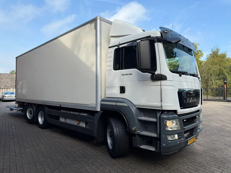 MAN TGS 26.320 Koffer Stuuras AHK 3.000KG LBW 353.980KM! NL Truck APK/TUV 11-03-2026 - Kamion sa zatvorenim sandukom: slika 2 MAN TGS 26.320 Koffer Stuuras AHK 3.000KG LBW 353.980KM! NL Truck APK/TUV 11-03-2026 - Kamion sa zatvorenim sandukom: slika 2