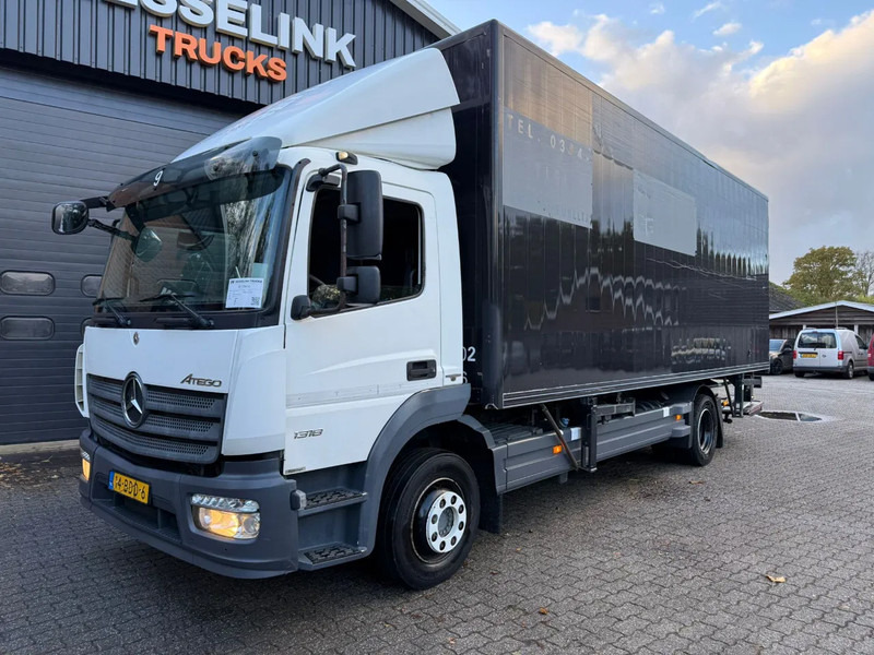 Mercedes-Benz Atego 1318 4X2 BDF Koffer Standairco 2.000KG LBW APK 07-2026 - Kamion sa zatvorenim sandukom: slika 1 Mercedes-Benz Atego 1318 4X2 BDF Koffer Standairco 2.000KG LBW APK 07-2026 - Kamion sa zatvorenim sandukom: slika 1