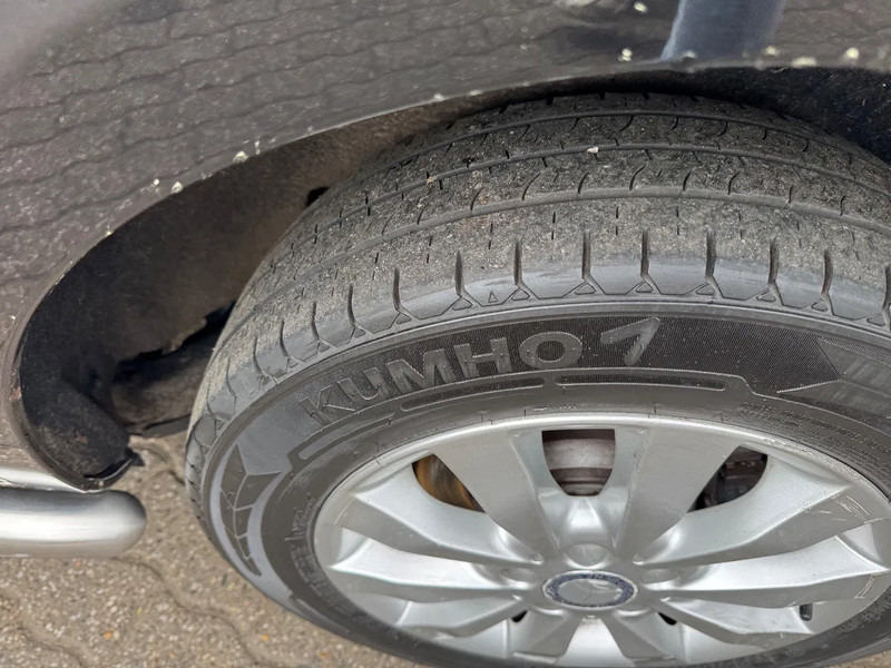 Mercedes-Benz Vito 114 CDI AUT Lang Airco Navi Leder Isolierte kasten APK 02/2026 261.710KM Mercedes-Benz Vito 114 CDI AUT Lang Airco Navi Leder Isolierte kasten APK 02/2026 261.710KM: slika 18