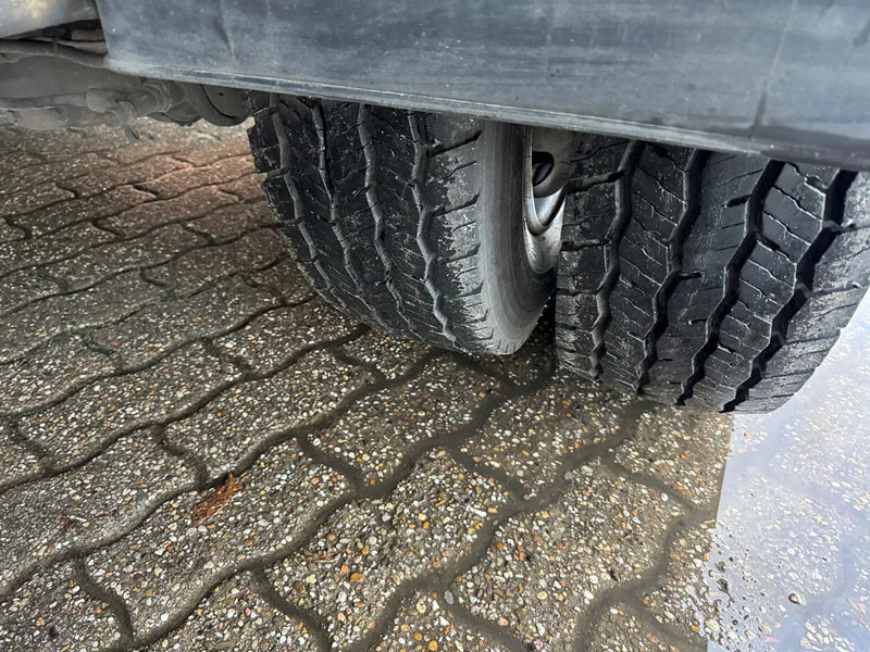 Kamion sa golom šasijom i zatvorenom kabinom Renault Midlum 180 DXI Laadkep Airco Zijdeur 123.910KM!! Slaapcabine: slika 11