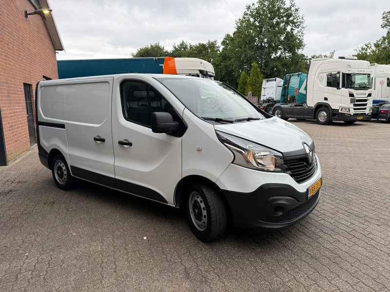 Renault Trafic 1.6 dCi T27 L1H1 Comfort Airco/Klima Trekhaak EURO 6 - Mali kombi: slika 3 Renault Trafic 1.6 dCi T27 L1H1 Comfort Airco/Klima Trekhaak EURO 6 - Mali kombi: slika 3