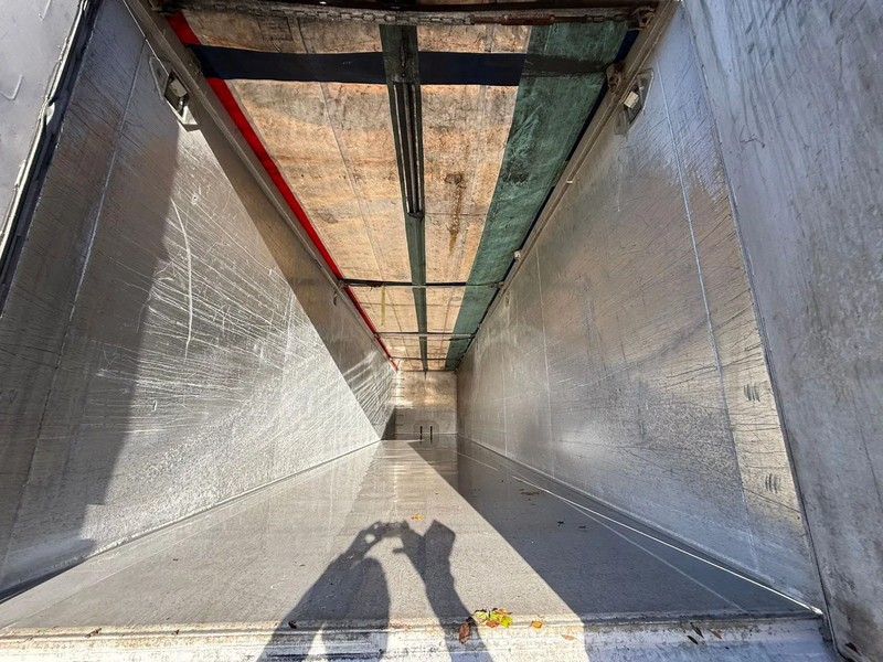 Stas S300CX 82m3!! Vol alu kipper SAF Graanluiken - Poluprikolica istovarivača: slika 5 Stas S300CX 82m3!! Vol alu kipper SAF Graanluiken - Poluprikolica istovarivača: slika 5