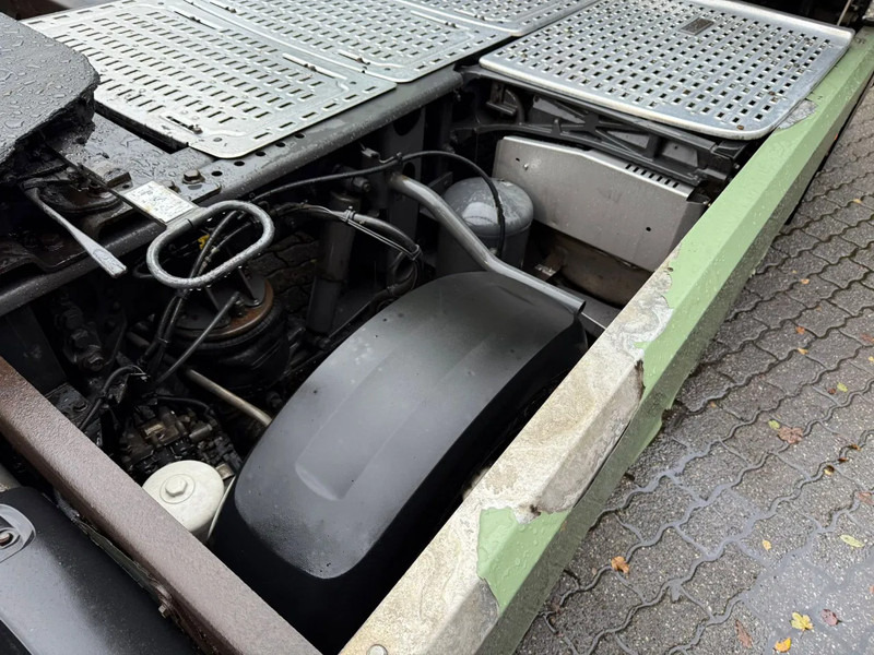 DAF XF 440 6X2 FTP Space Cab Standairco NL Truck - Tegljač: slika 5 DAF XF 440 6X2 FTP Space Cab Standairco NL Truck - Tegljač: slika 5