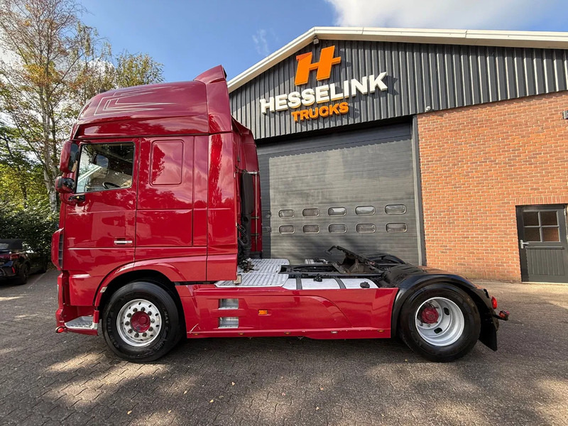 DAF XF 460 SSC Super Space Manual Hydraulic Special interior - Tegljač: slika 5 DAF XF 460 SSC Super Space Manual Hydraulic Special interior - Tegljač: slika 5