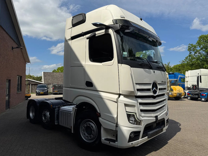 Mercedes-Benz Actros 2545 6X2 Gigaspace Gestuurde voorloopas NL Truck 327.240KM - Tegljač: slika 2 Mercedes-Benz Actros 2545 6X2 Gigaspace Gestuurde voorloopas NL Truck 327.240KM - Tegljač: slika 2