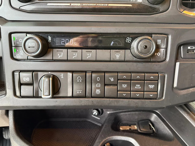 Tegljač Scania S450 6X2 Full-Air Retarder Standairco 2X Tank Smarttacho 2 APK 09/2026: slika 14