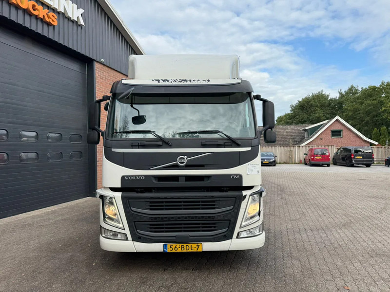 Volvo FM 330 Slaapcabine Side skirts NL Truck APK/TUV 05-2026 - Tegljač: slika 4 Volvo FM 330 Slaapcabine Side skirts NL Truck APK/TUV 05-2026 - Tegljač: slika 4