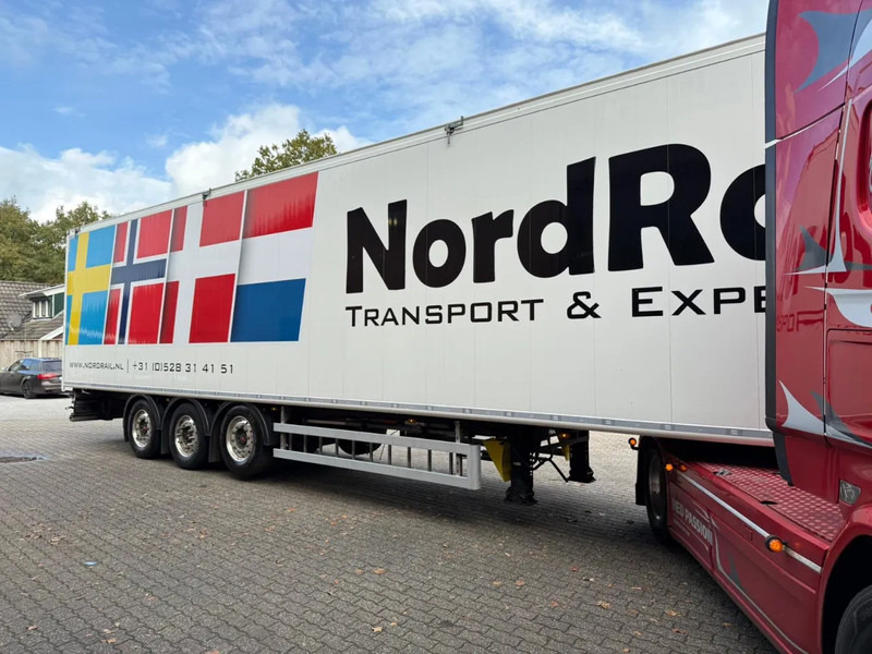 Kraker 2X K-Force 92m3 Alcoa SAF Tyrepilot Liftas 8MM Cargo Floor - Top condition - Poluprikolica sa pokretnim podom: slika 4 Kraker 2X K-Force 92m3 Alcoa SAF Tyrepilot Liftas 8MM Cargo Floor - Top condition - Poluprikolica sa pokretnim podom: slika 4