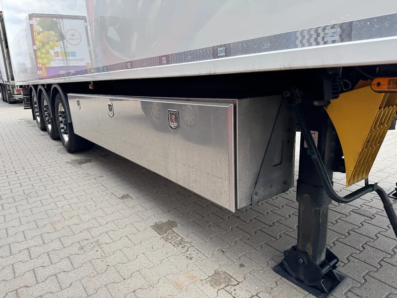 Kraker CF-ISO Koel / Walkingfloor Thermo King SLX 400 - Poluprikolica sa pokretnim podom: slika 4 Kraker CF-ISO Koel / Walkingfloor Thermo King SLX 400 - Poluprikolica sa pokretnim podom: slika 4