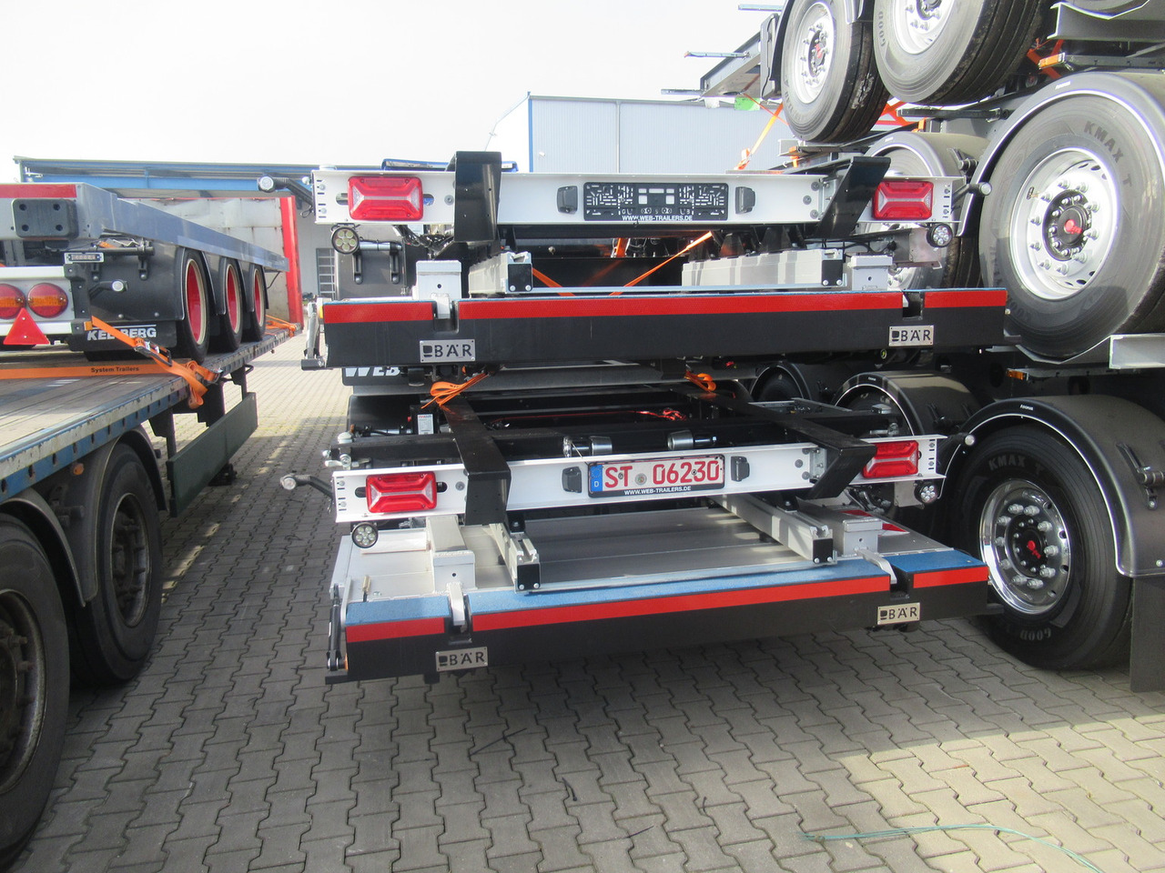 System Trailers BDF-System, Standard ohne Zulassung, mit Ladebordwand - Prikolica sa zatvorenim sandukom: slika 3 System Trailers BDF-System, Standard ohne Zulassung, mit Ladebordwand - Prikolica sa zatvorenim sandukom: slika 3