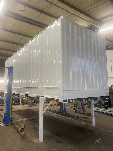 Yorkshire BDF-System 7.450 mm, Heck Rolltor, Eckhöhe: 2.750 mm - Promenjivo telo - sanduk: slika 1 Yorkshire BDF-System 7.450 mm, Heck Rolltor, Eckhöhe: 2.750 mm - Promenjivo telo - sanduk: slika 1
