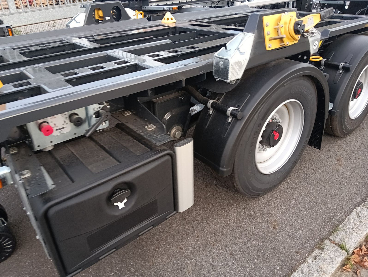 Hüffermann 2-A-MINI-CARRIER SAFETYFIX VERZINKT NEU TOP-PREI - Abrol/ Autopodizač prikolica: slika 2 Hüffermann 2-A-MINI-CARRIER SAFETYFIX VERZINKT NEU TOP-PREI - Abrol/ Autopodizač prikolica: slika 2