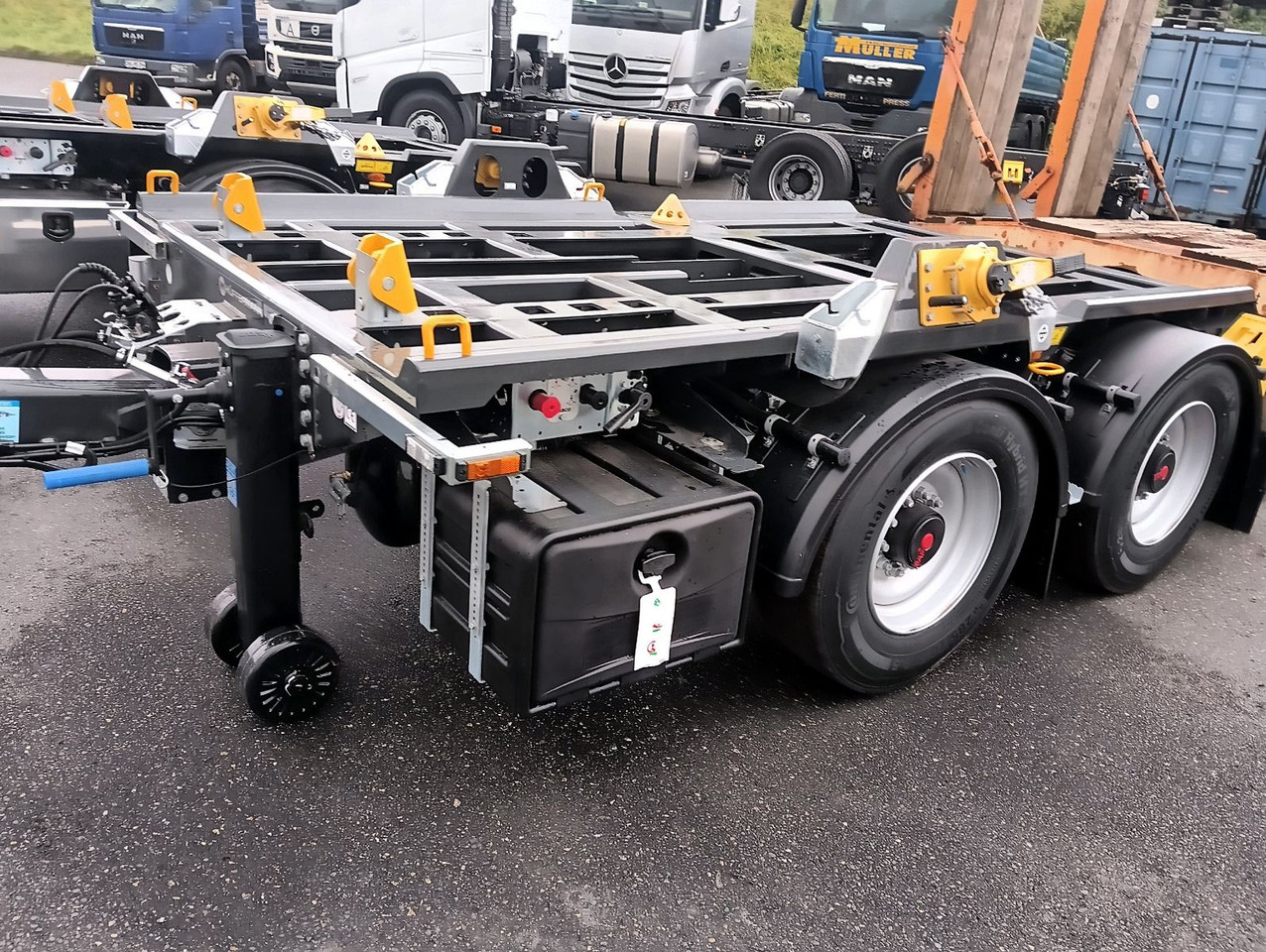 Hüffermann 2-A-MINI-CARRIER SAFETYFIX VERZINKT NEU TOP-PREI - Abrol/ Autopodizač prikolica: slika 3 Hüffermann 2-A-MINI-CARRIER SAFETYFIX VERZINKT NEU TOP-PREI - Abrol/ Autopodizač prikolica: slika 3