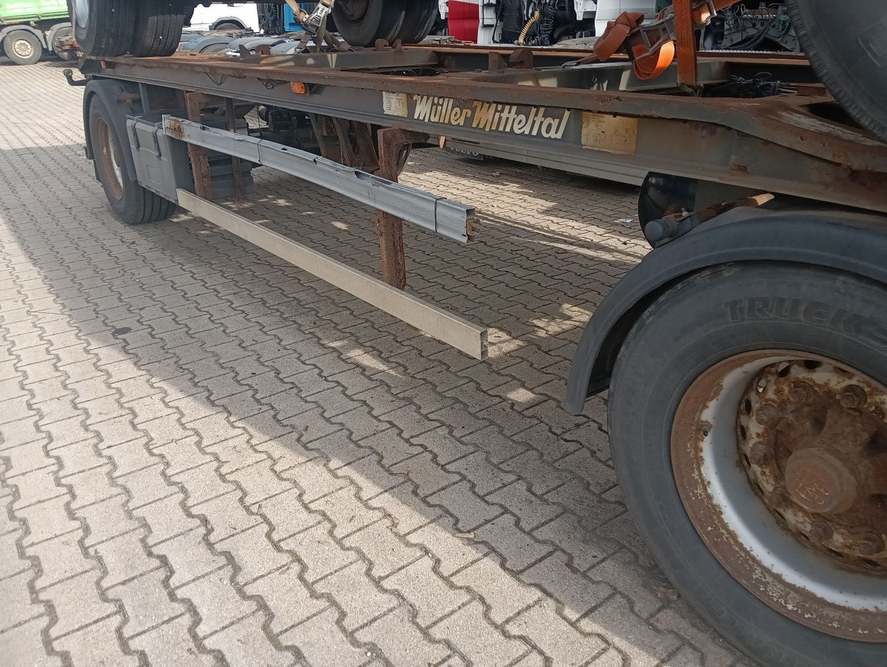 Müller-Mitteltal RA18 Abrollanhänger 7m BPW Trommel TÜV 5/2025 Müller-Mitteltal RA18 Abrollanhänger 7m BPW Trommel TÜV 5/2025 - Abrol/ Autopodizač prikolica: slika 4 Müller-Mitteltal RA18 Abrollanhänger 7m BPW Trommel TÜV 5/2025 Müller-Mitteltal RA18 Abrollanhänger 7m BPW Trommel TÜV 5/2025 - Abrol/ Autopodizač prikolica: slika 4