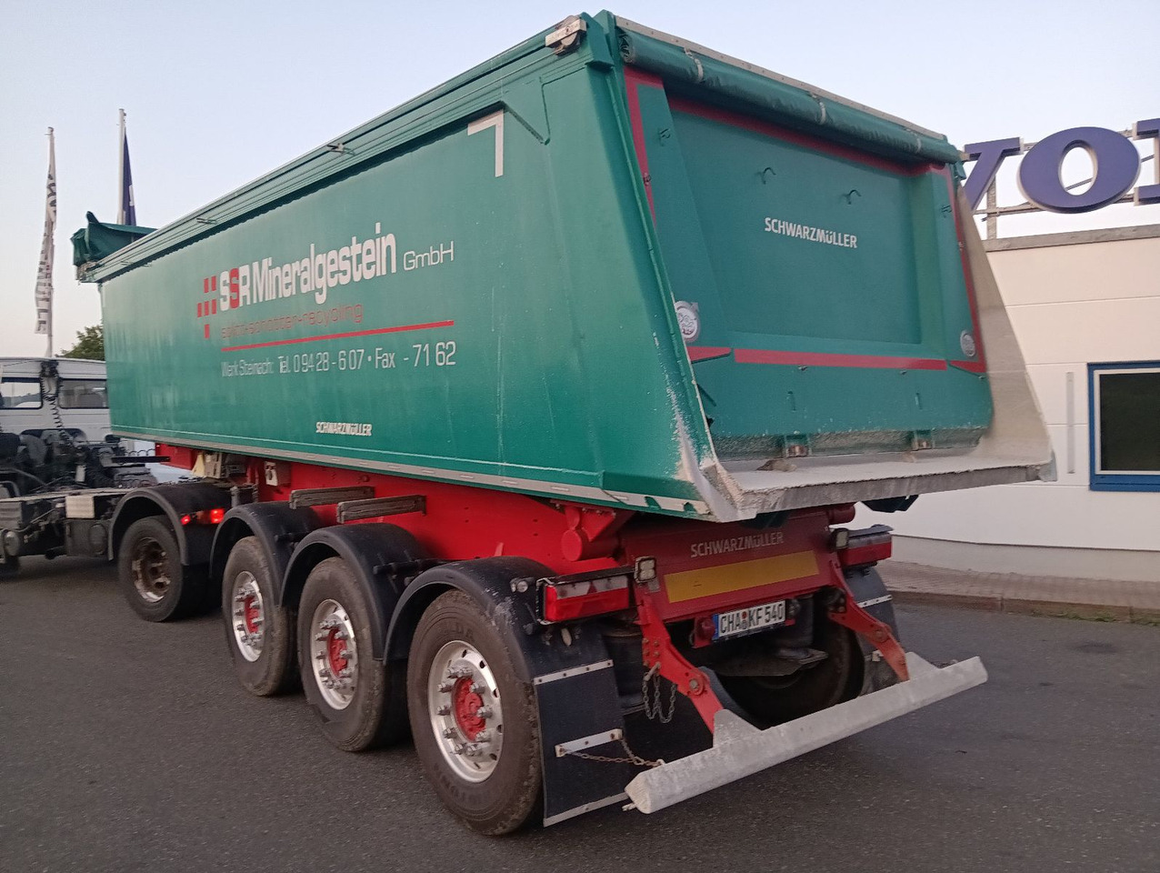 Schwarzmüller 3-A Alumulde ALCOA 27m3 SAF Lift 5,4t el.Verdeck - Poluprikolica istovarivača: slika 1 Schwarzmüller 3-A Alumulde ALCOA 27m3 SAF Lift 5,4t el.Verdeck - Poluprikolica istovarivača: slika 1