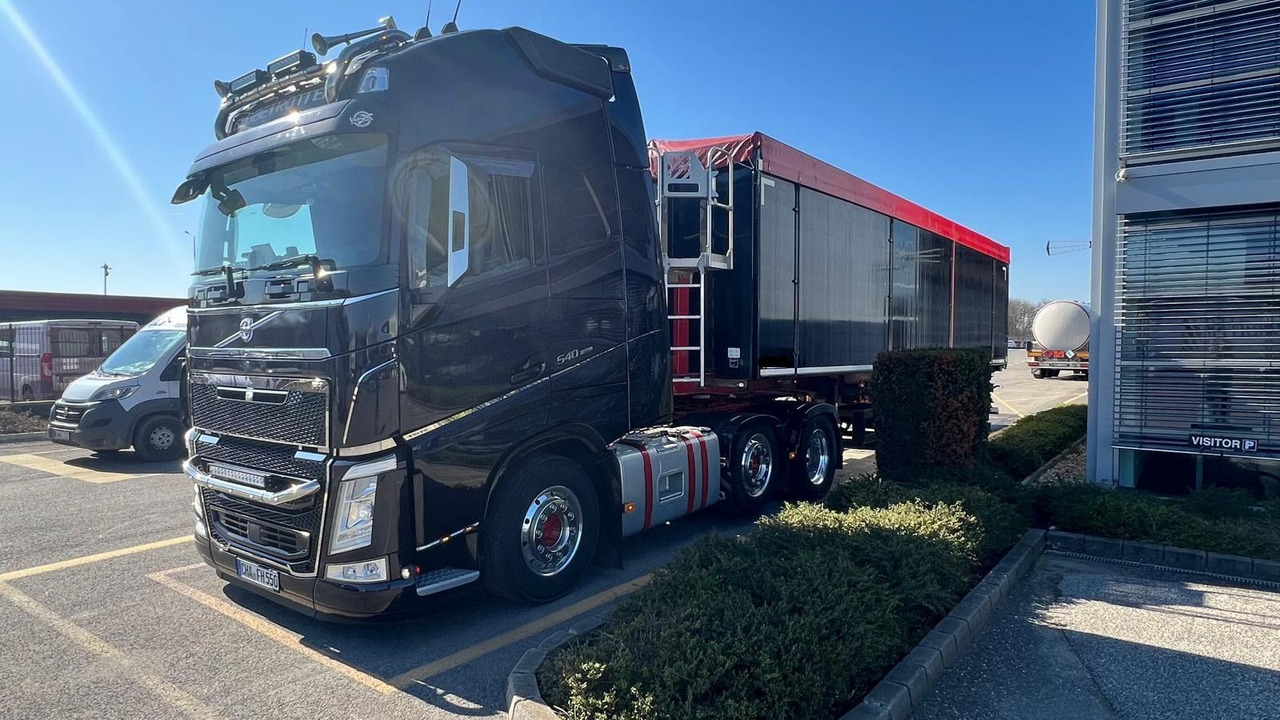 Schwarzmüller K-Serie ALU 54m3 Getreide 6250kg TopZustand - Poluprikolica istovarivača: slika 5 Schwarzmüller K-Serie ALU 54m3 Getreide 6250kg TopZustand - Poluprikolica istovarivača: slika 5
