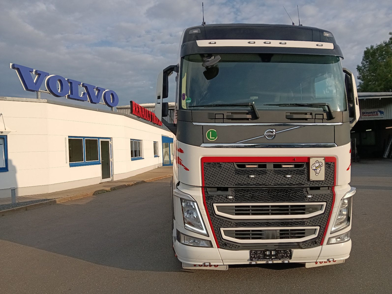 Volvo FH 460 Globe "VIN-LB"MultiBDF I-PARC LENKACHSE - Kamion za prevoz kontejnera/ Kamion sa promenjivim sandukom: slika 2 Volvo FH 460 Globe "VIN-LB"MultiBDF I-PARC LENKACHSE - Kamion za prevoz kontejnera/ Kamion sa promenjivim sandukom: slika 2