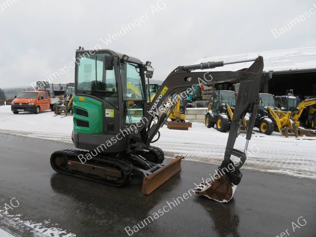 Volvo ECR 25 D - Mini bager: slika 1 Volvo ECR 25 D - Mini bager: slika 1