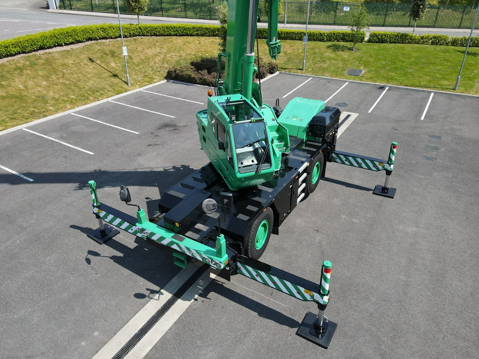 KATO CR250RV - 25 Ton City Crane - New Condition - Pokretni kran: slika 2 KATO CR250RV - 25 Ton City Crane - New Condition - Pokretni kran: slika 2