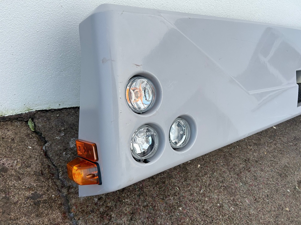 LIEBHERR Front Bumper Part Number 96001000 - Autokran za sve terene: slika 3 LIEBHERR Front Bumper Part Number 96001000 - Autokran za sve terene: slika 3