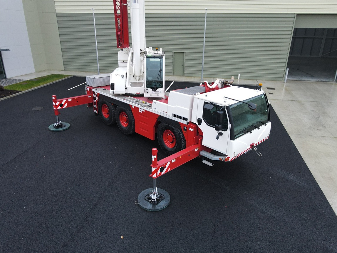 LIEBHERR LTM1060-3.1 - Excellent Condition and Full Remote - Autokran za sve terene: slika 2 LIEBHERR LTM1060-3.1 - Excellent Condition and Full Remote - Autokran za sve terene: slika 2