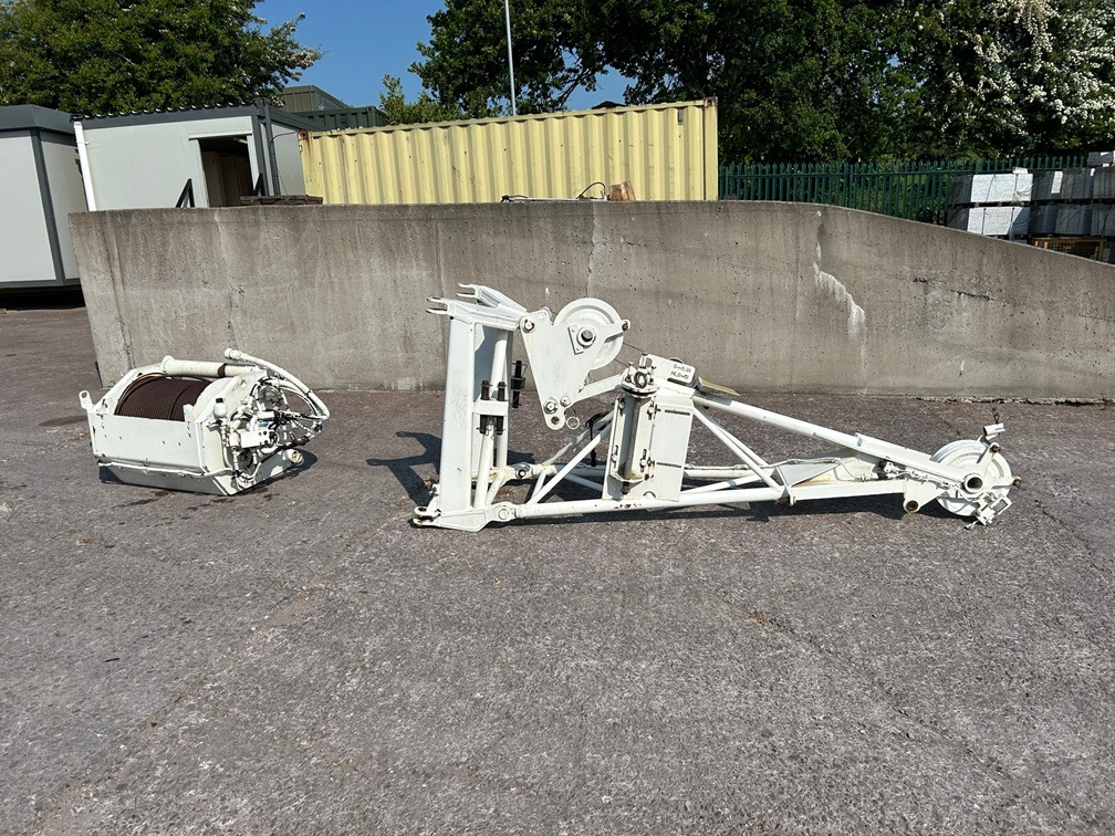 LIEBHERR Second Winch & 2.5 Meter Jib to suit LIEBHERR LTM1055-3.2 - Autokran za sve terene: slika 1 LIEBHERR Second Winch & 2.5 Meter Jib to suit LIEBHERR LTM1055-3.2 - Autokran za sve terene: slika 1