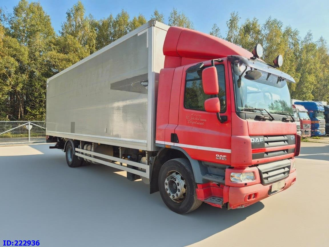 DAF CF 75.310 - Euro5 - Kamion sa zatvorenim sandukom: slika 4 DAF CF 75.310 - Euro5 - Kamion sa zatvorenim sandukom: slika 4
