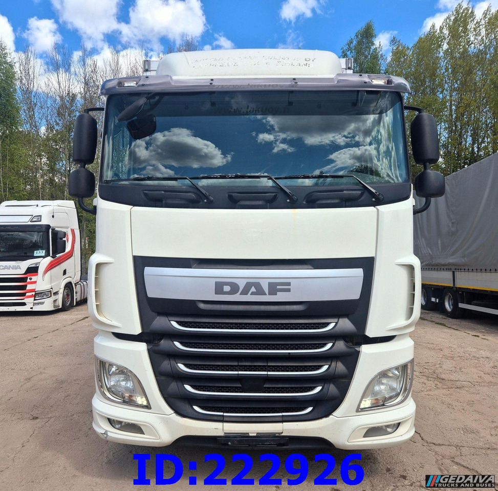 DAF XF 106 440 FAR 6x2 Euro6 - Izotermički kamion: slika 2 DAF XF 106 440 FAR 6x2 Euro6 - Izotermički kamion: slika 2