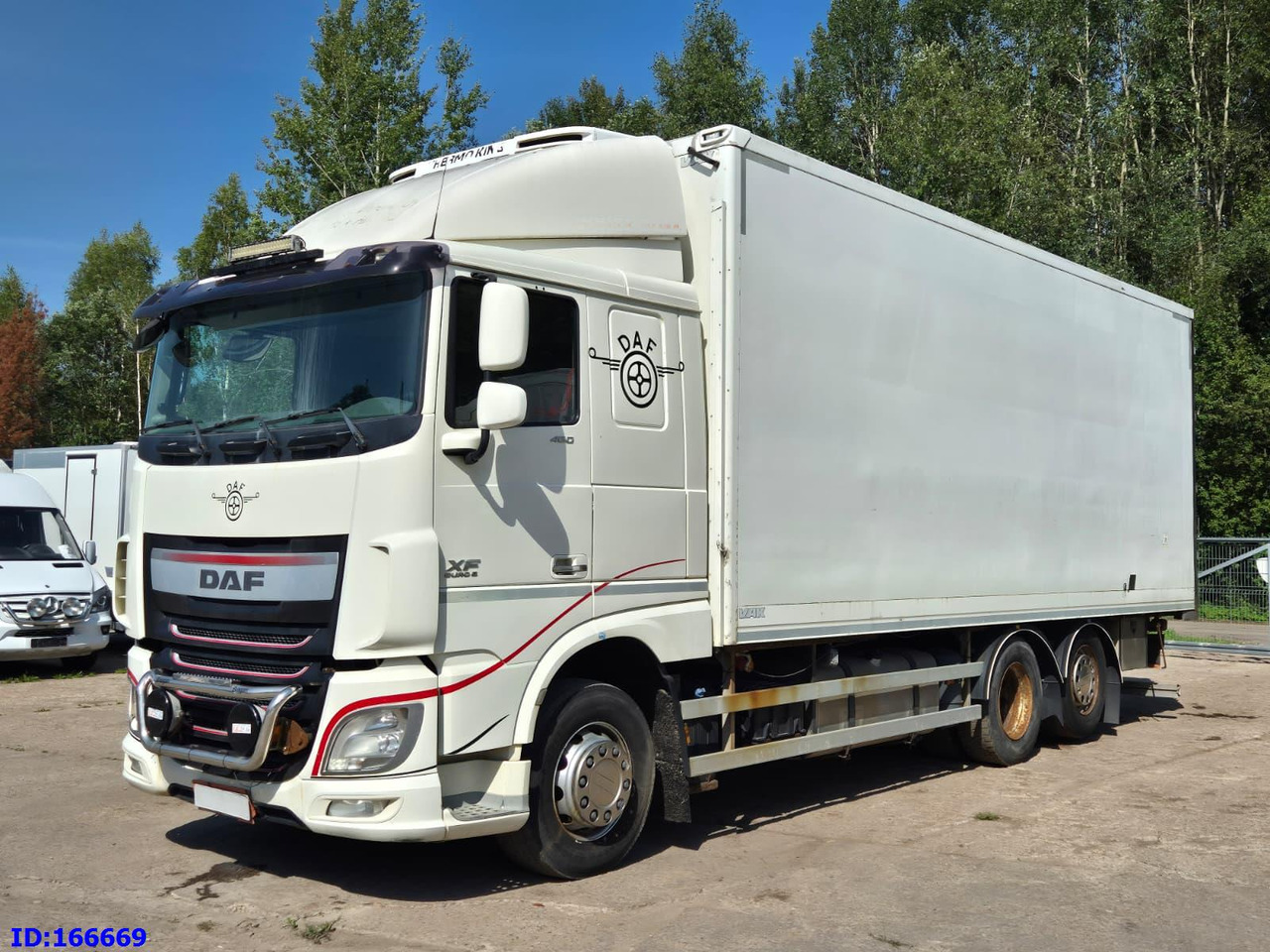 DAF XF 106.460 FAR 6X2 Euro6 - Hladnjača: slika 1 DAF XF 106.460 FAR 6X2 Euro6 - Hladnjača: slika 1