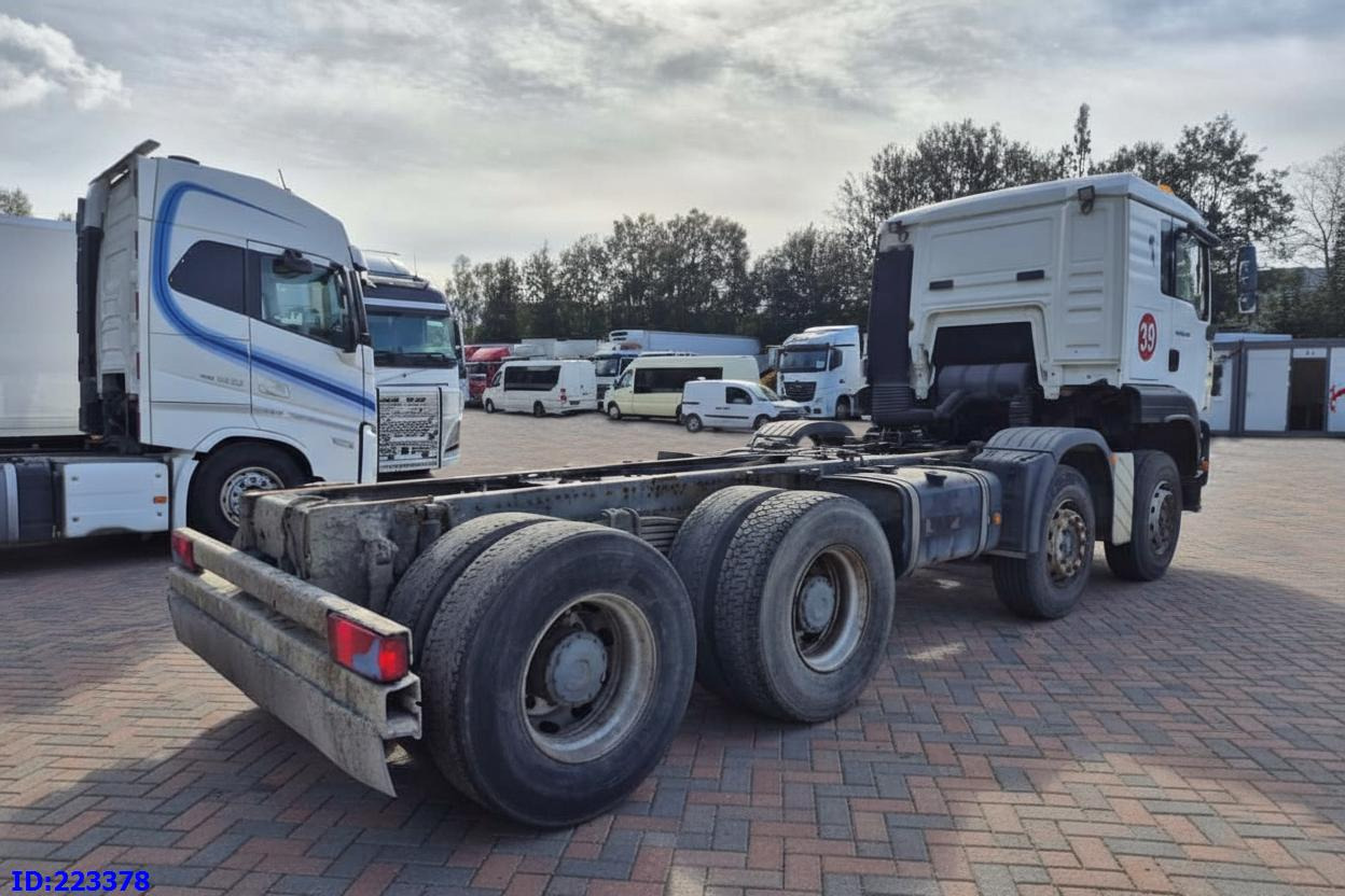 MAN TGA 35.480 8X4 - Full steel - Manual - Kamion sa golom šasijom i zatvorenom kabinom: slika 4 MAN TGA 35.480 8X4 - Full steel - Manual - Kamion sa golom šasijom i zatvorenom kabinom: slika 4