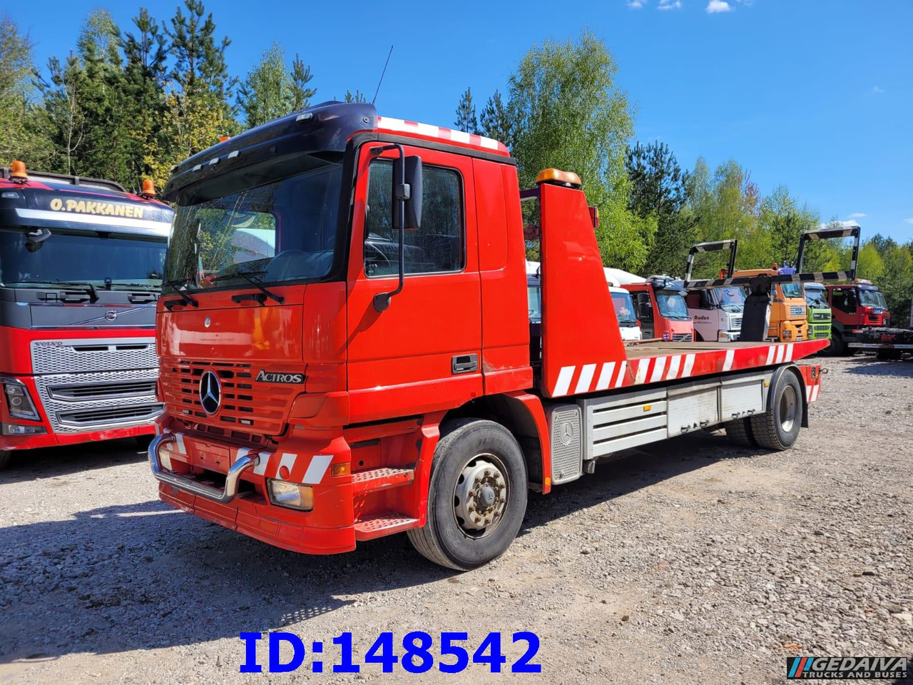 MERCEDES-BENZ Actros 1831 4x2 - Šlep vozilo: slika 2 MERCEDES-BENZ Actros 1831 4x2 - Šlep vozilo: slika 2