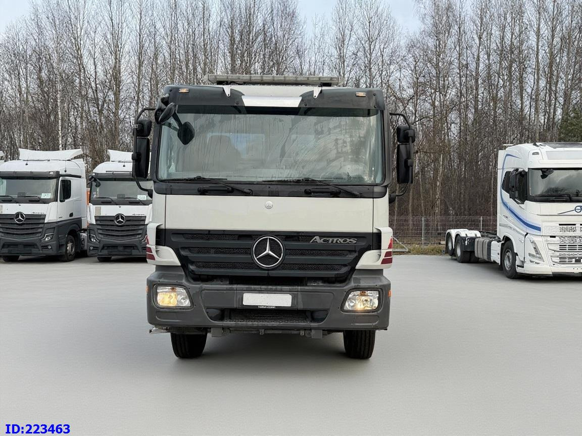 MERCEDES-BENZ Actros 3241 8x4 TOP CONDITION - Istovarivač: slika 2 MERCEDES-BENZ Actros 3241 8x4 TOP CONDITION - Istovarivač: slika 2