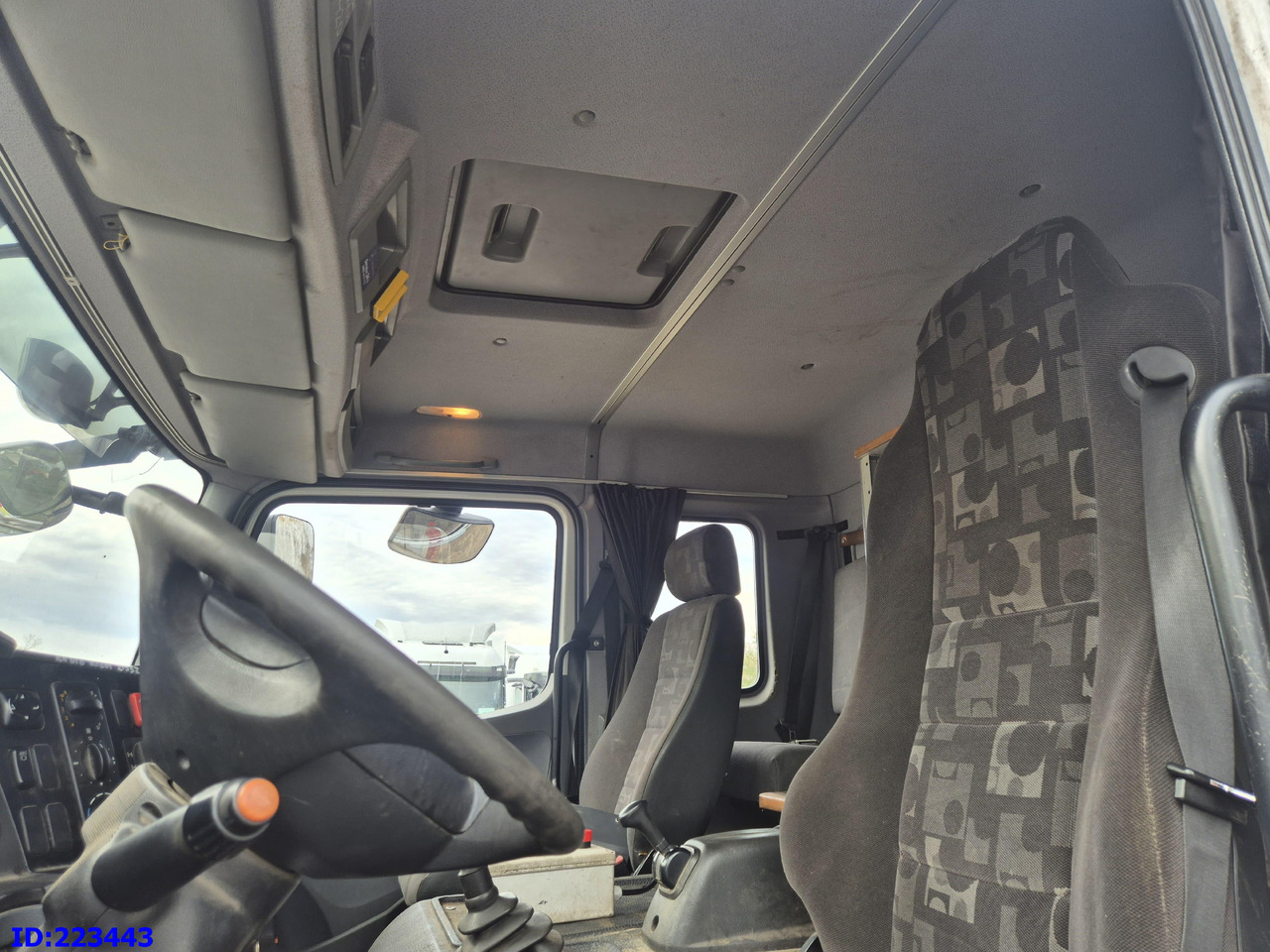 Kamion sa tovarnim sandukom MERCEDES-BENZ Atego 1326 4×4: slika 13 Kamion sa tovarnim sandukom MERCEDES-BENZ Atego 1326 4×4: slika 13