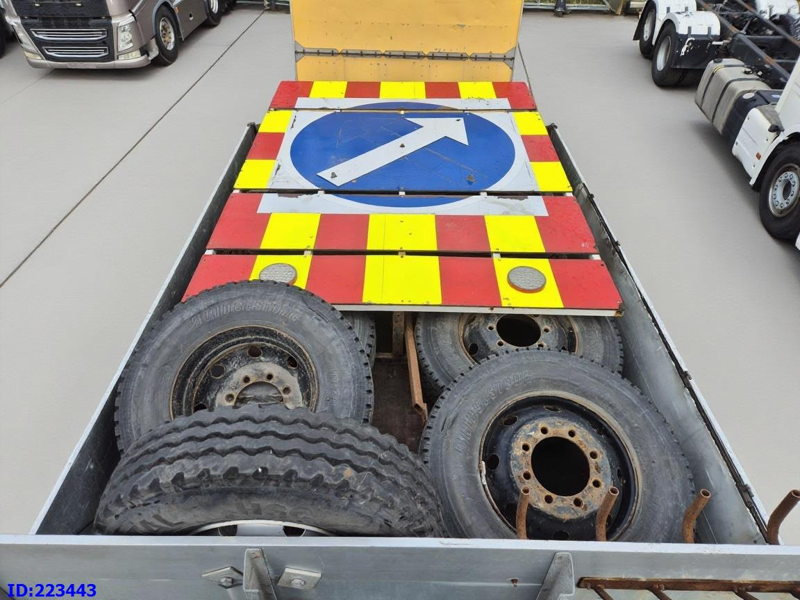 Kamion sa tovarnim sandukom MERCEDES-BENZ Atego 1326 4×4: slika 8 Kamion sa tovarnim sandukom MERCEDES-BENZ Atego 1326 4×4: slika 8