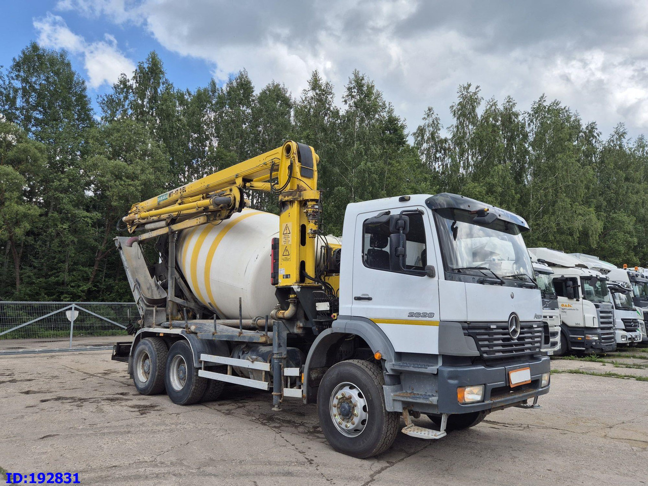 MERCEDES-BENZ Atego 2628 6x4 Schwing 17m 9m3 - Auto pumpa za beton: slika 4 MERCEDES-BENZ Atego 2628 6x4 Schwing 17m 9m3 - Auto pumpa za beton: slika 4