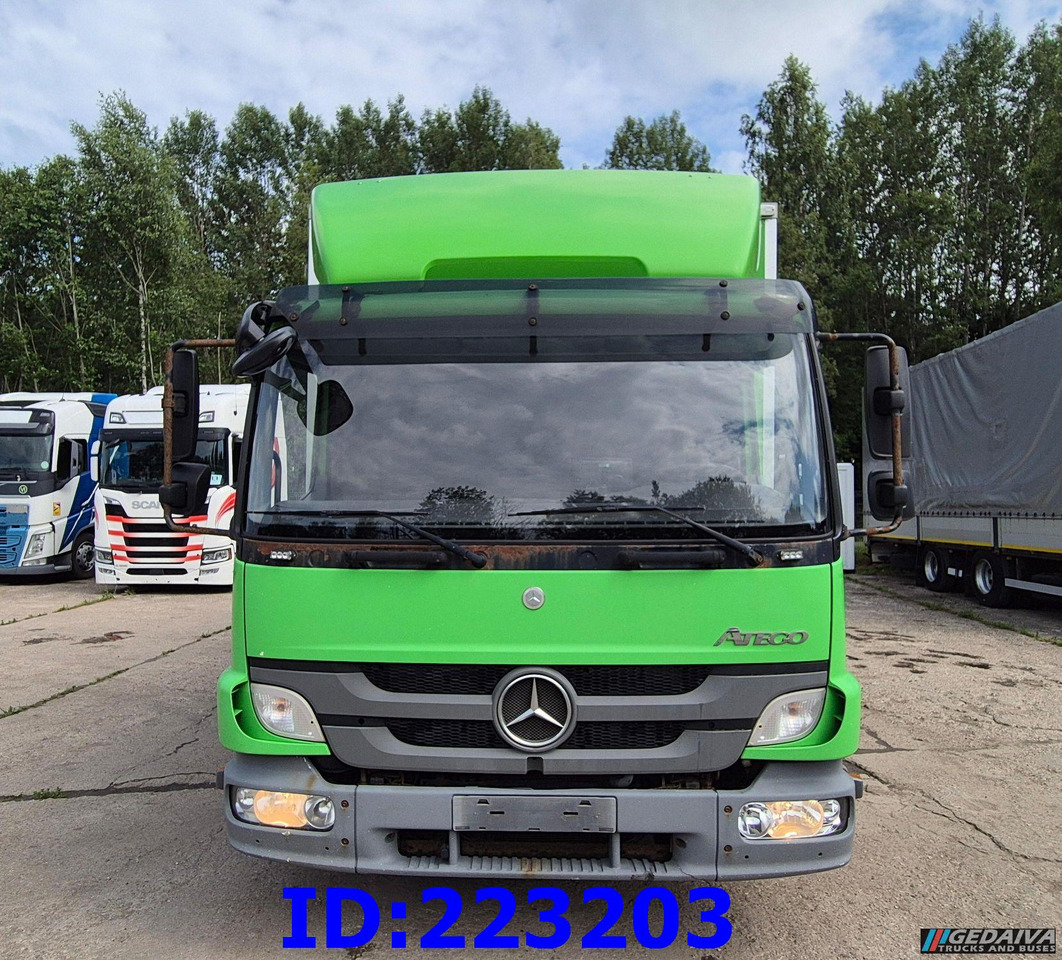 MERCEDES-BENZ Atego 818 4x2 Euro5 Manual - Kamion sa zatvorenim sandukom: slika 2 MERCEDES-BENZ Atego 818 4x2 Euro5 Manual - Kamion sa zatvorenim sandukom: slika 2