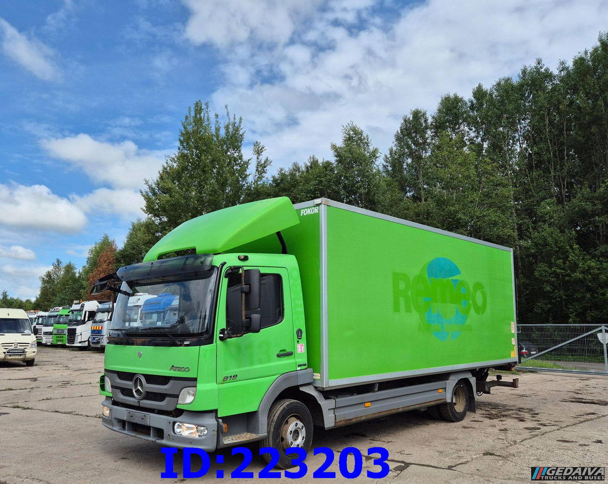 MERCEDES-BENZ Atego 818 4x2 Euro5 Manual - Kamion sa zatvorenim sandukom: slika 1 MERCEDES-BENZ Atego 818 4x2 Euro5 Manual - Kamion sa zatvorenim sandukom: slika 1