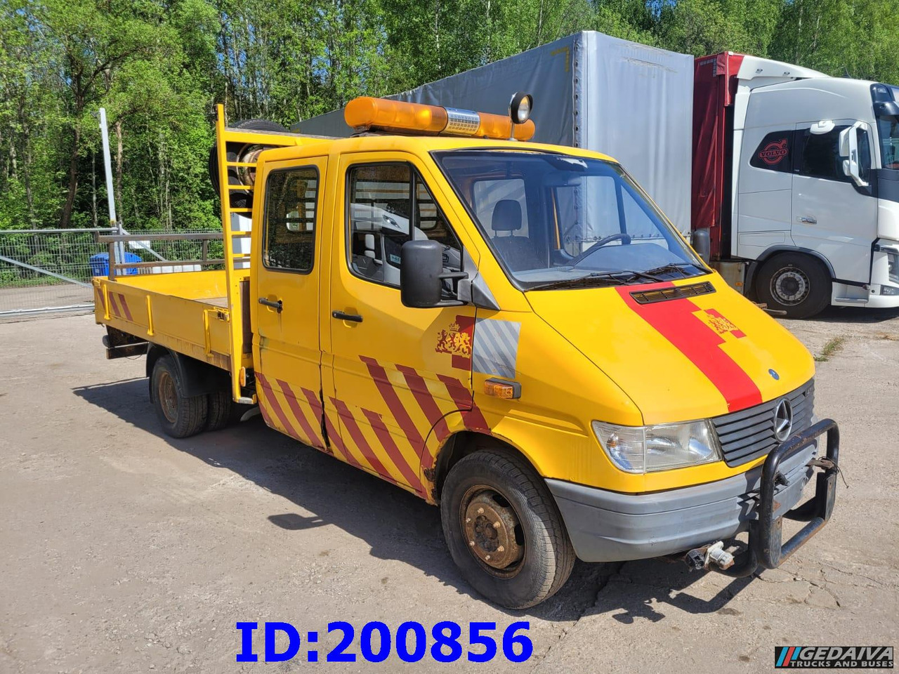 MERCEDES-BENZ Sprinter 408D - 5 Seater - Kamion sa tovarnim sandukom: slika 4 MERCEDES-BENZ Sprinter 408D - 5 Seater - Kamion sa tovarnim sandukom: slika 4