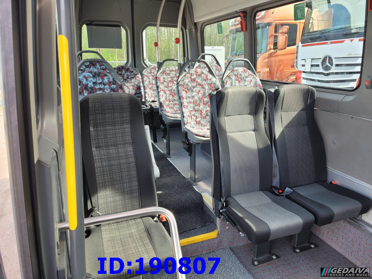 Gradski autobus MERCEDES-BENZ Sprinter 516 City35 Euro5 22 Place: slika 17