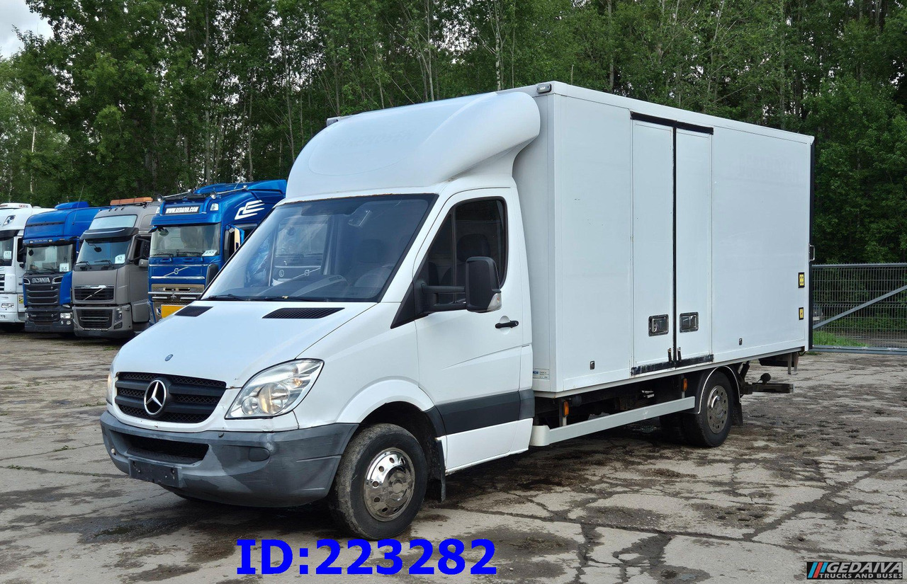 MERCEDES-BENZ Sprinter 516 SUPER - Dostavno vozilo sa zatvorenim sandukom: slika 1 MERCEDES-BENZ Sprinter 516 SUPER - Dostavno vozilo sa zatvorenim sandukom: slika 1
