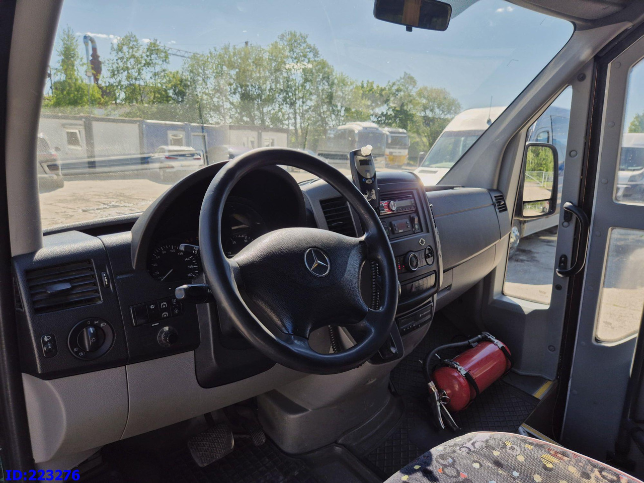 Minibus, Putnički kombi MERCEDES-BENZ Sprinter 516 - VIP - 23 Places: slika 8