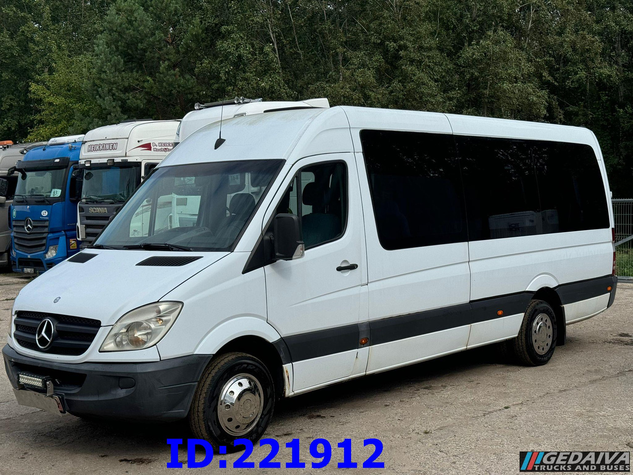MERCEDES-BENZ Sprinter 518 VIP 17-Place - Turistički autobus: slika 1 MERCEDES-BENZ Sprinter 518 VIP 17-Place - Turistički autobus: slika 1
