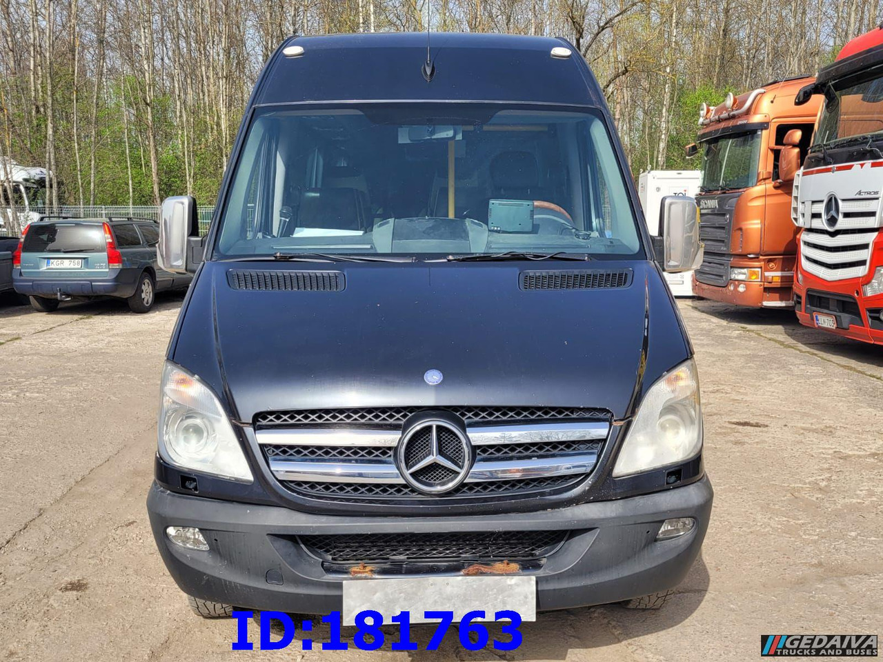 MERCEDES-BENZ Sprinter 518 - VIP - 17 Seater - Turistički autobus: slika 2 MERCEDES-BENZ Sprinter 518 - VIP - 17 Seater - Turistički autobus: slika 2