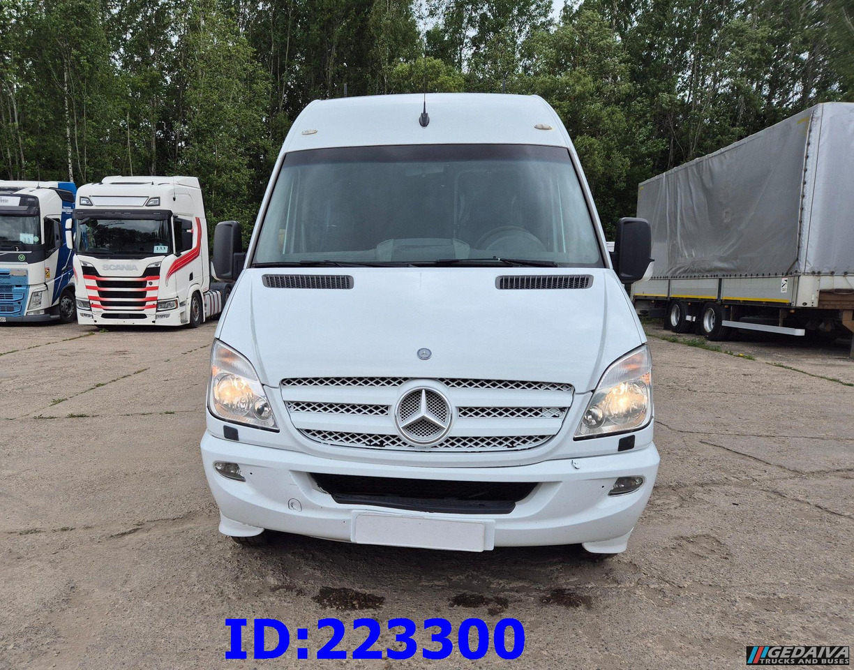 MERCEDES-BENZ Sprinter 518 VIP - 17 Seater - Turistički autobus: slika 2 MERCEDES-BENZ Sprinter 518 VIP - 17 Seater - Turistički autobus: slika 2