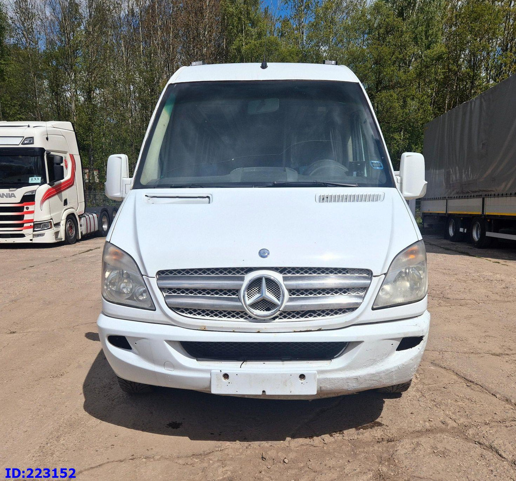 MERCEDES-BENZ Sprinter 518-VIP- 17 places - Minibus, Putnički kombi: slika 2 MERCEDES-BENZ Sprinter 518-VIP- 17 places - Minibus, Putnički kombi: slika 2