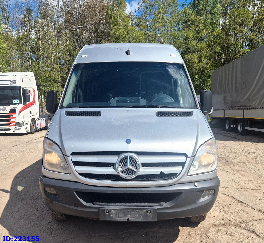 MERCEDES-BENZ Sprinter 519 - Prostyle VIP - 17-seater - Turistički autobus: slika 2 MERCEDES-BENZ Sprinter 519 - Prostyle VIP - 17-seater - Turistički autobus: slika 2