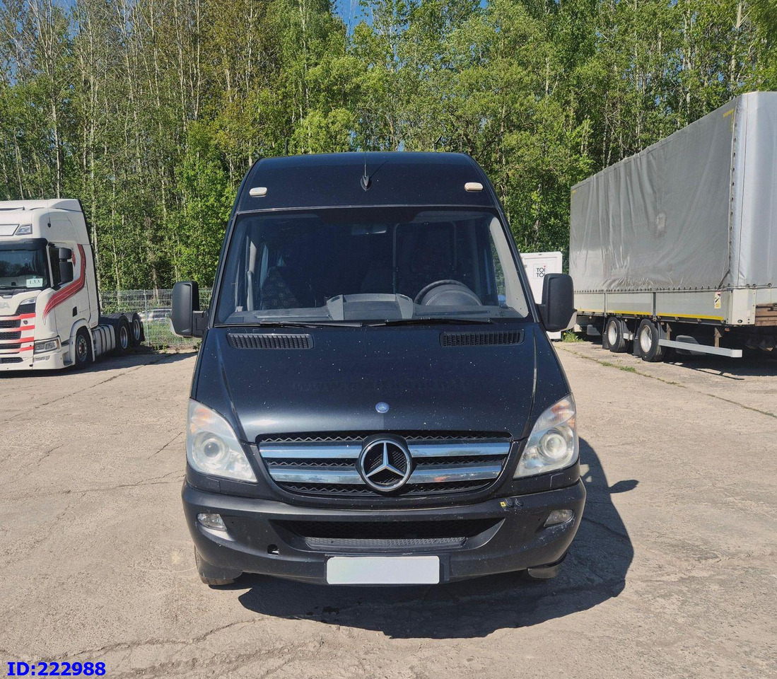 MERCEDES-BENZ Sprinter 519 VIP - 17 Seater - Turistički autobus: slika 2 MERCEDES-BENZ Sprinter 519 VIP - 17 Seater - Turistički autobus: slika 2