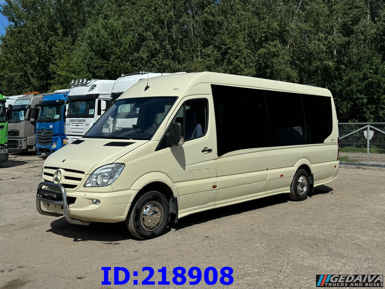 MERCEDES-BENZ Sprinter 519 VIP 18-Place Prostyle Euro5 - Turistički autobus: slika 3 MERCEDES-BENZ Sprinter 519 VIP 18-Place Prostyle Euro5 - Turistički autobus: slika 3